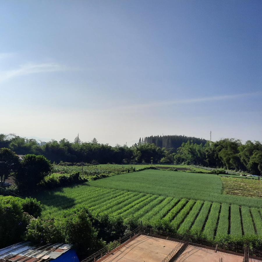 Sapo Rumbia Berastagi Buitenkant foto